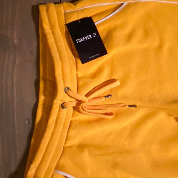 Forever 21 sweat pants - Picture 2 of 2